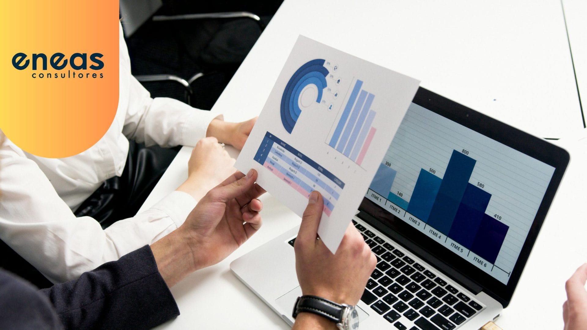 Cómo el Job Benchmarking impacta en el Employee Engagement